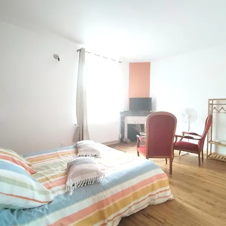 Le Cocon Cosy - Gare 5 Min , Acces Paris Facile Holiday home Saint-Just-en-Chaussee